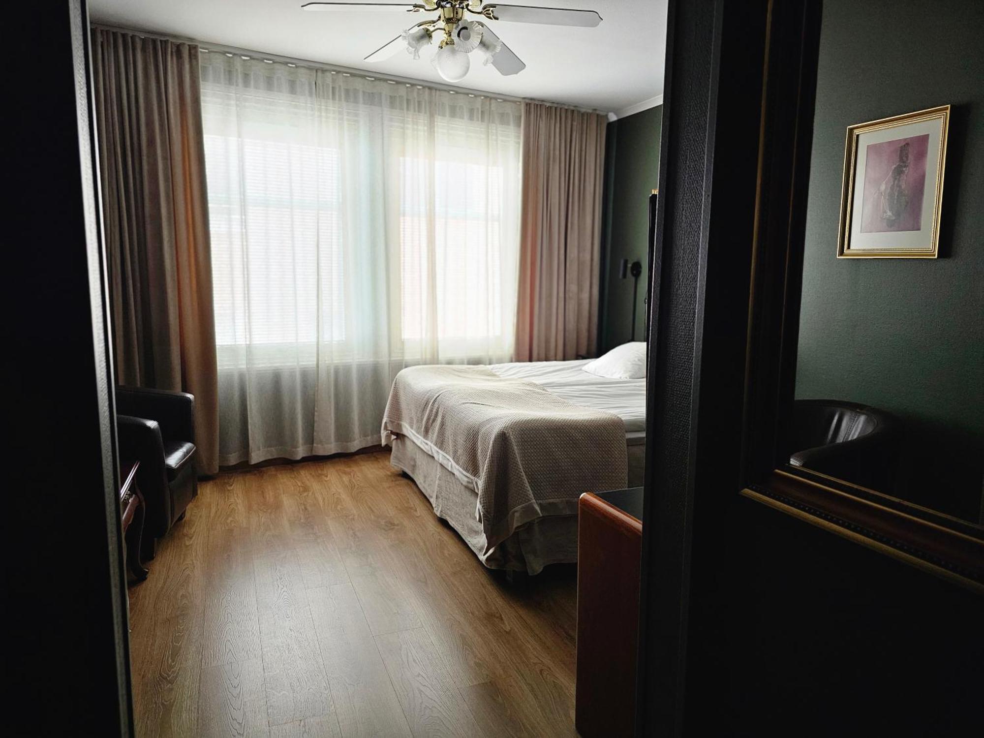 ชัวร์ โฮเต็ล บาย เบสต์ เวสเทิร์น เซ็นทรัลโฮเต็ล Hotel เวสเตอร์วิก ภายนอก รูปภาพ
